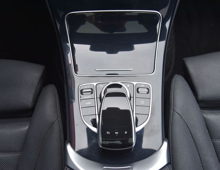 Mercedes-Benz Třídy C 44
