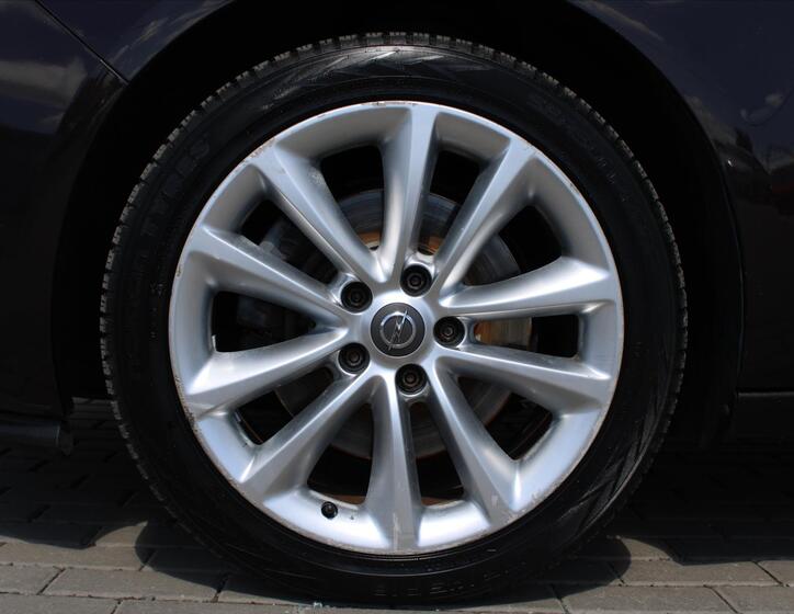 Opel Zafira 9