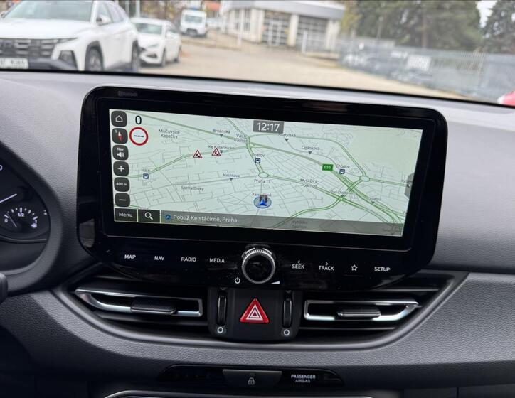 Hyundai i30 18