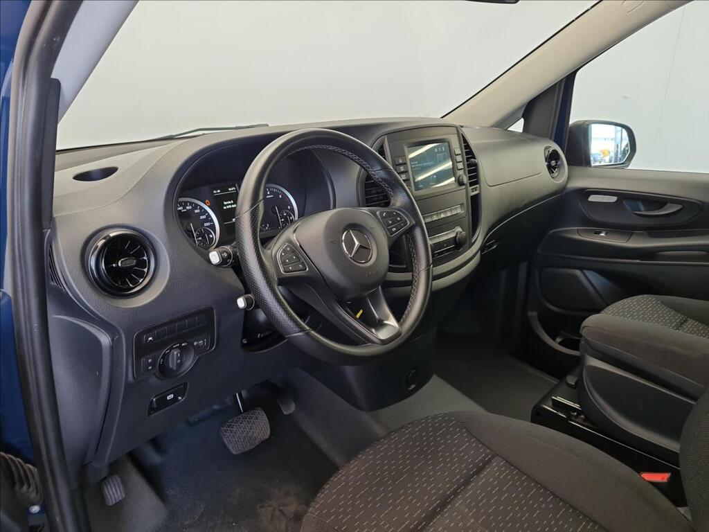 Mercedes-Benz Vito 9
