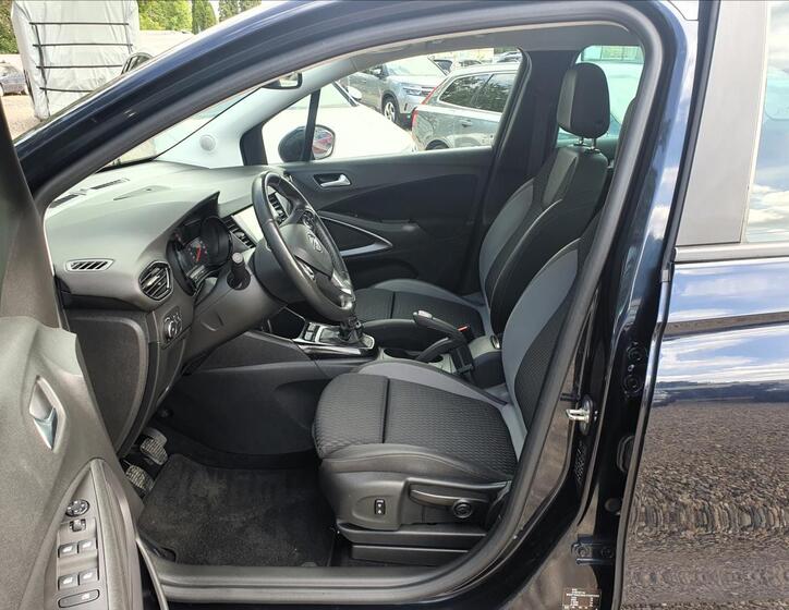 Opel Crossland X 8