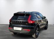 Volvo XC40 4