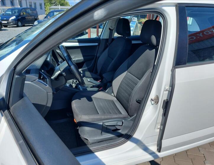 Škoda Octavia 10