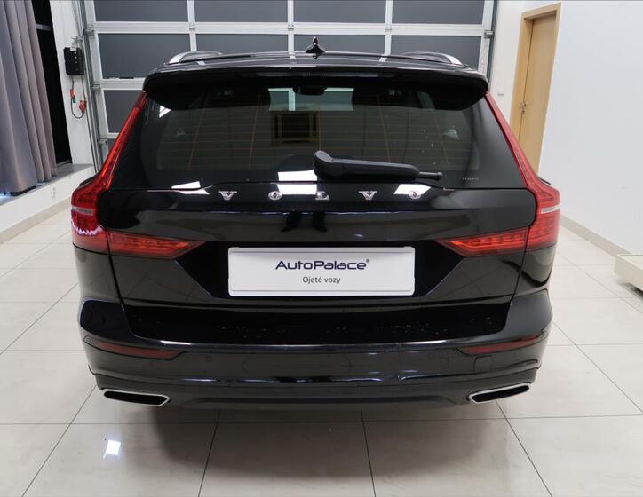 Volvo V60 5