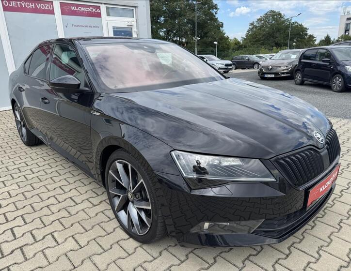 Škoda Superb 8