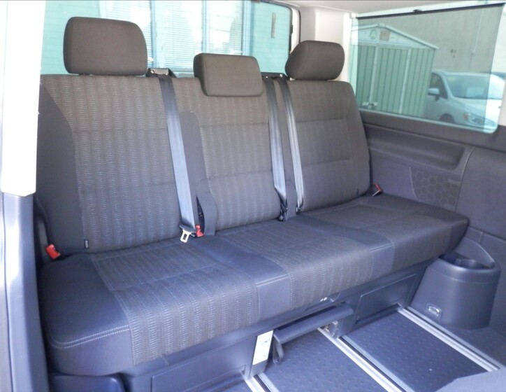 Volkswagen Multivan 19