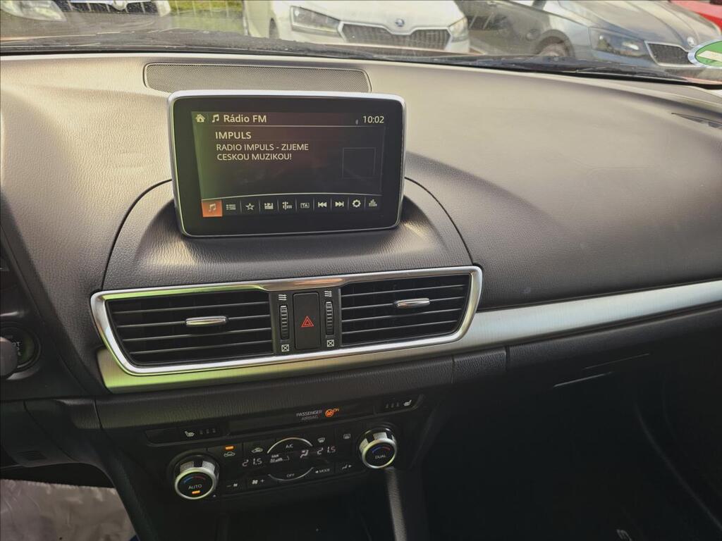 Mazda 3 19