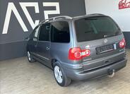 Volkswagen Sharan 9