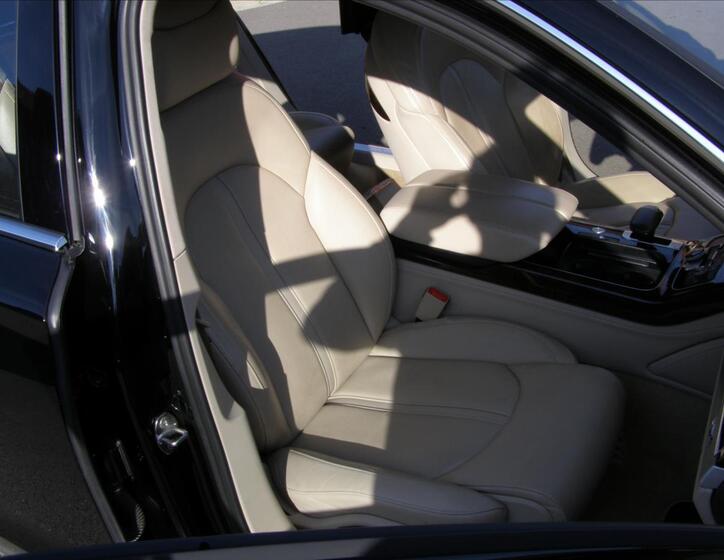 Audi A8 39
