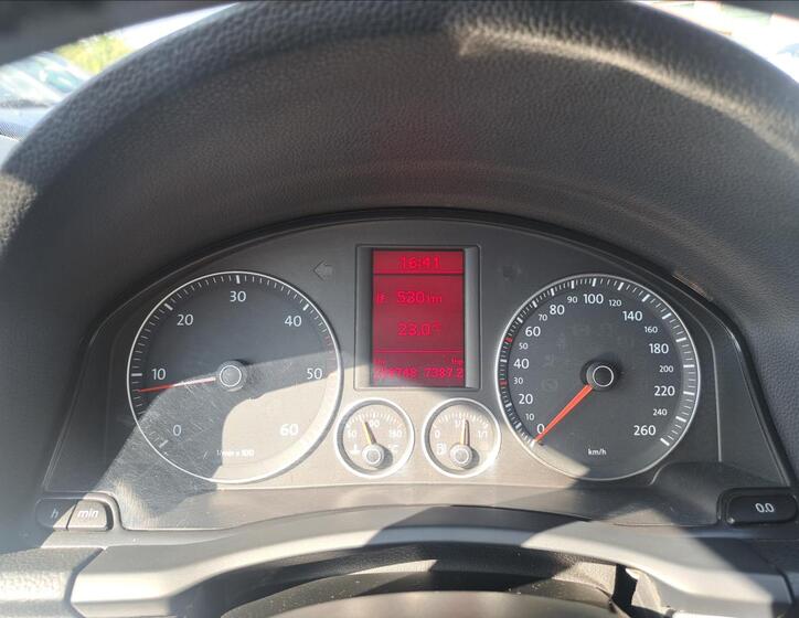 Volkswagen Golf 17