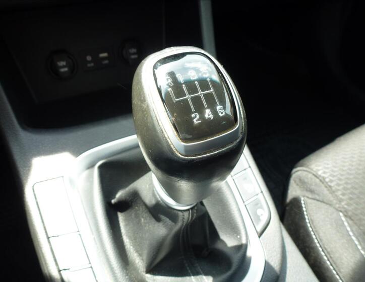 Hyundai i30 34