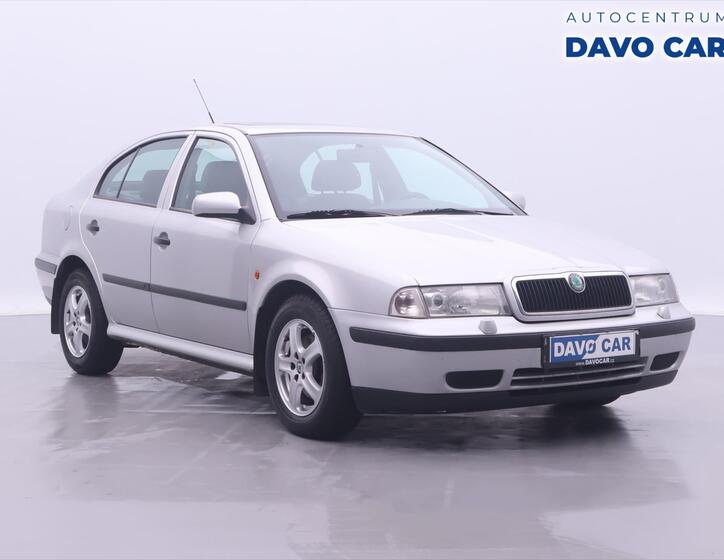 Škoda Octavia 1