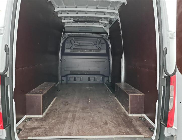 Mercedes-Benz Sprinter 19
