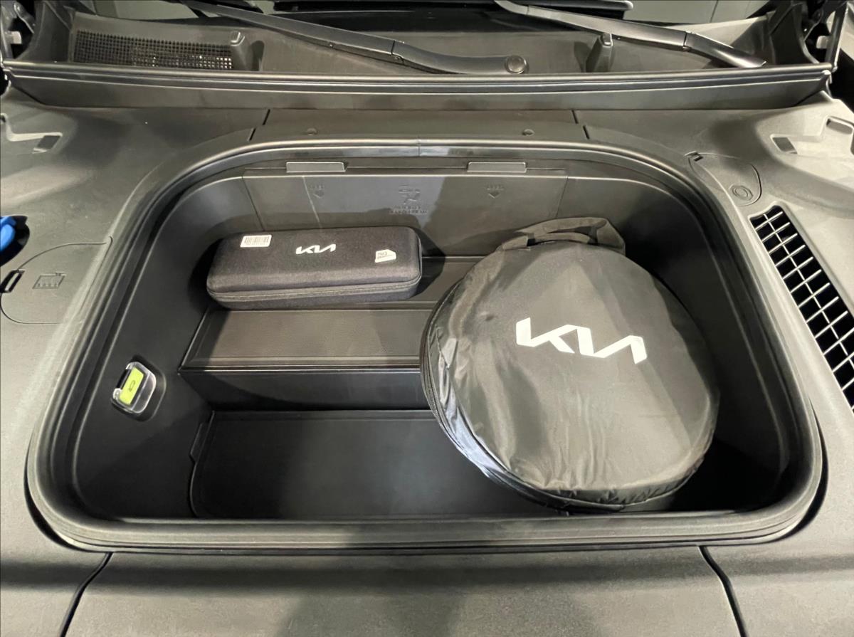 KIA EV9