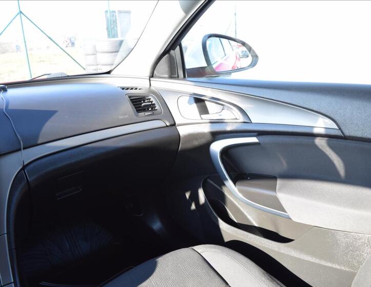 Opel Insignia 27