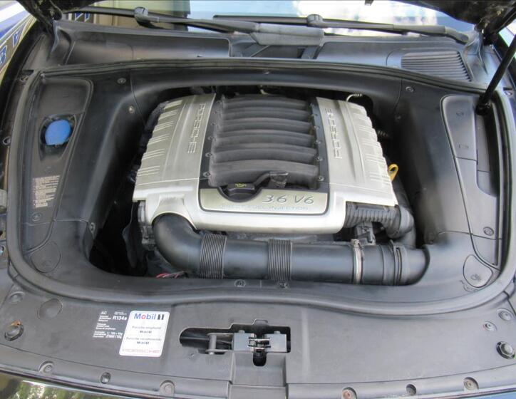 Porsche Cayenne 23