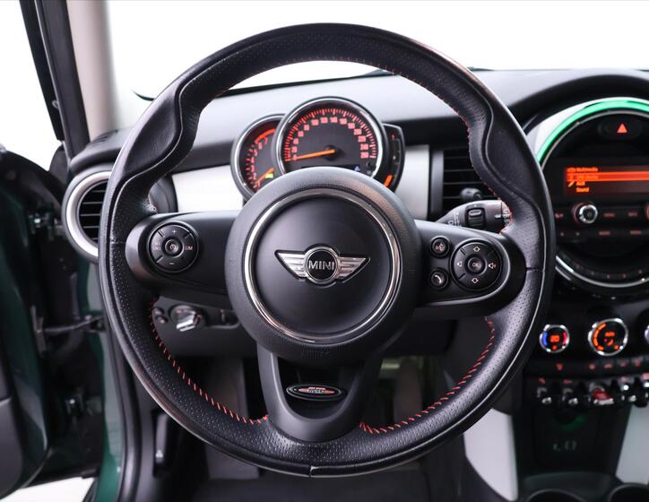 Mini Cooper 19