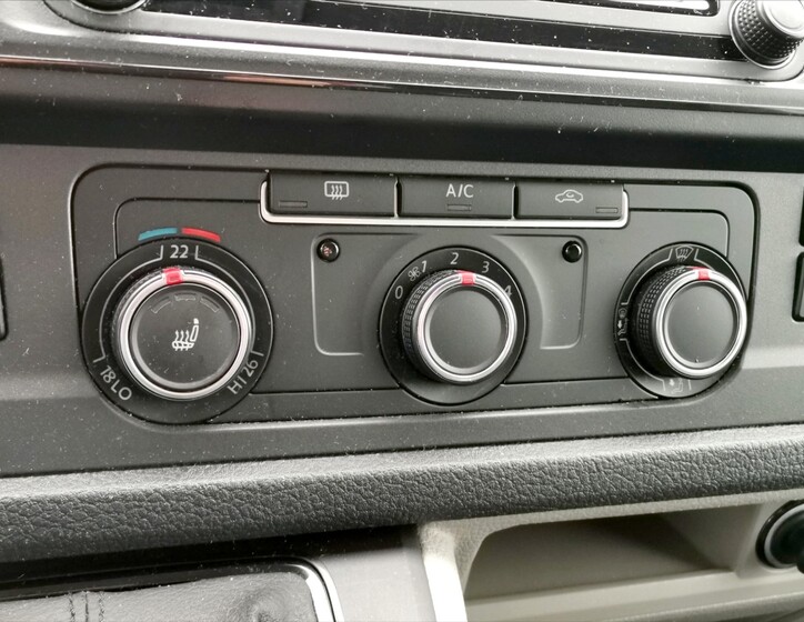Volkswagen Transporter 11