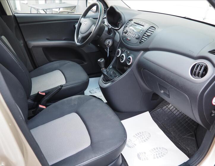 Hyundai i10 7