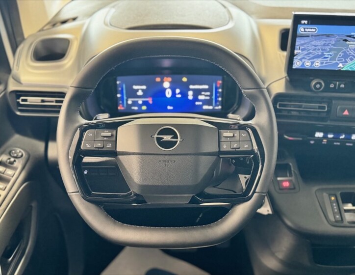 Opel Combo 8