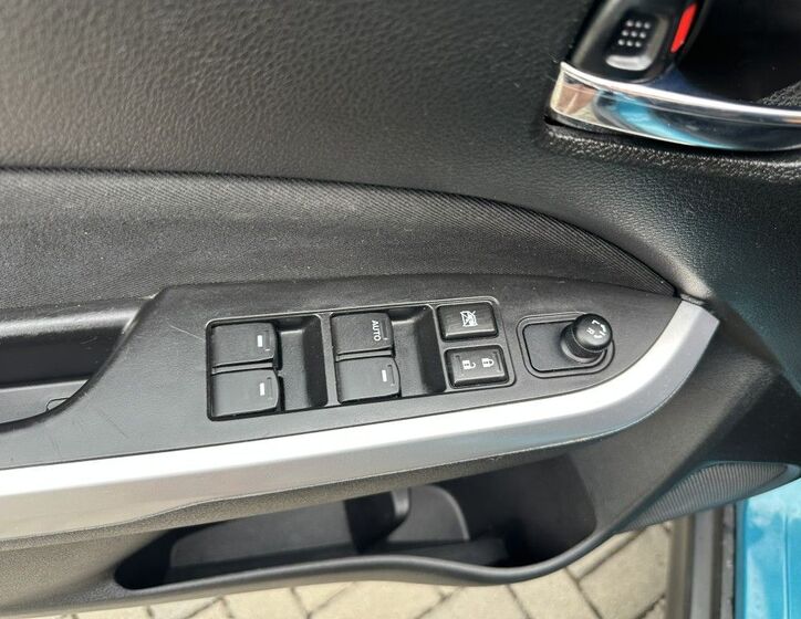 Suzuki Vitara 19