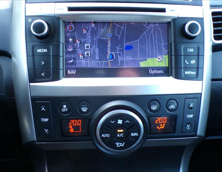 Toyota Verso 9