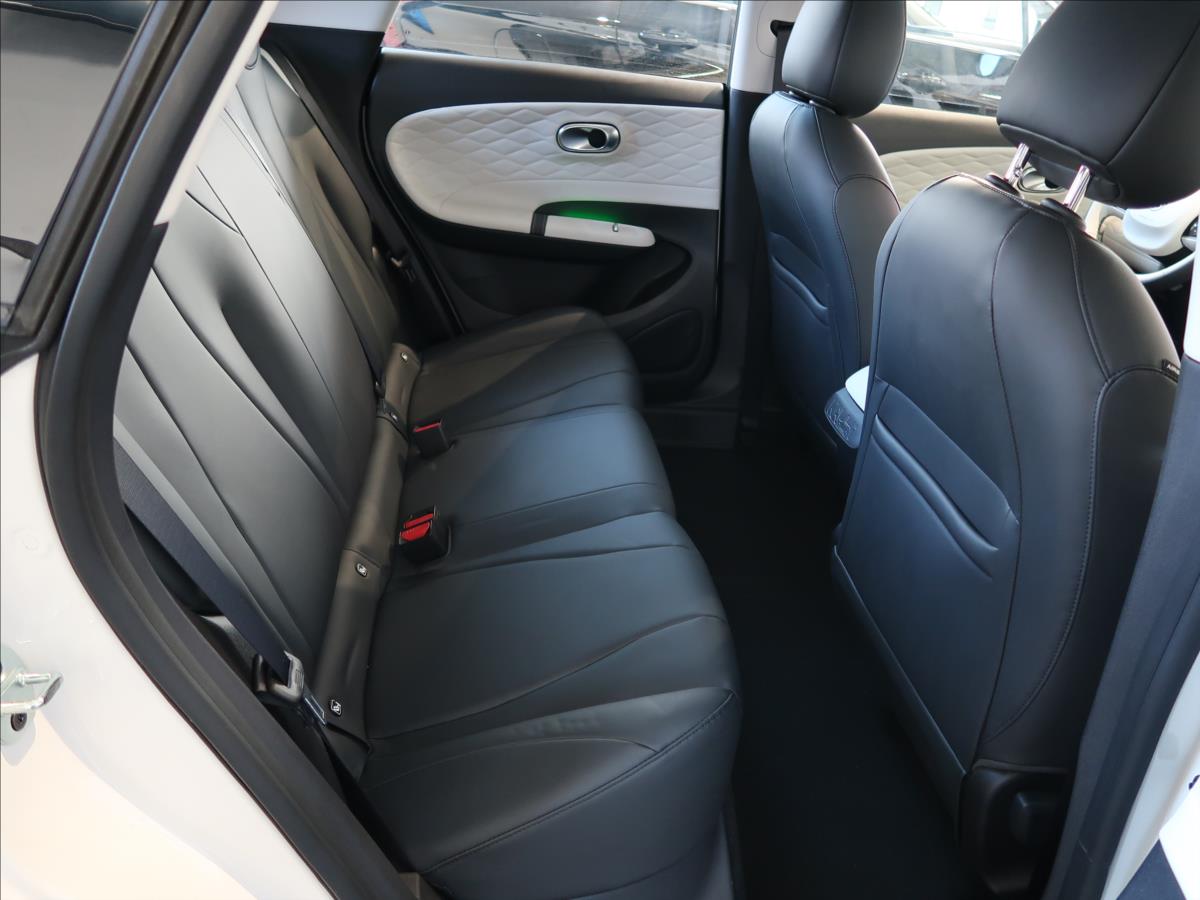 Dongfeng Box