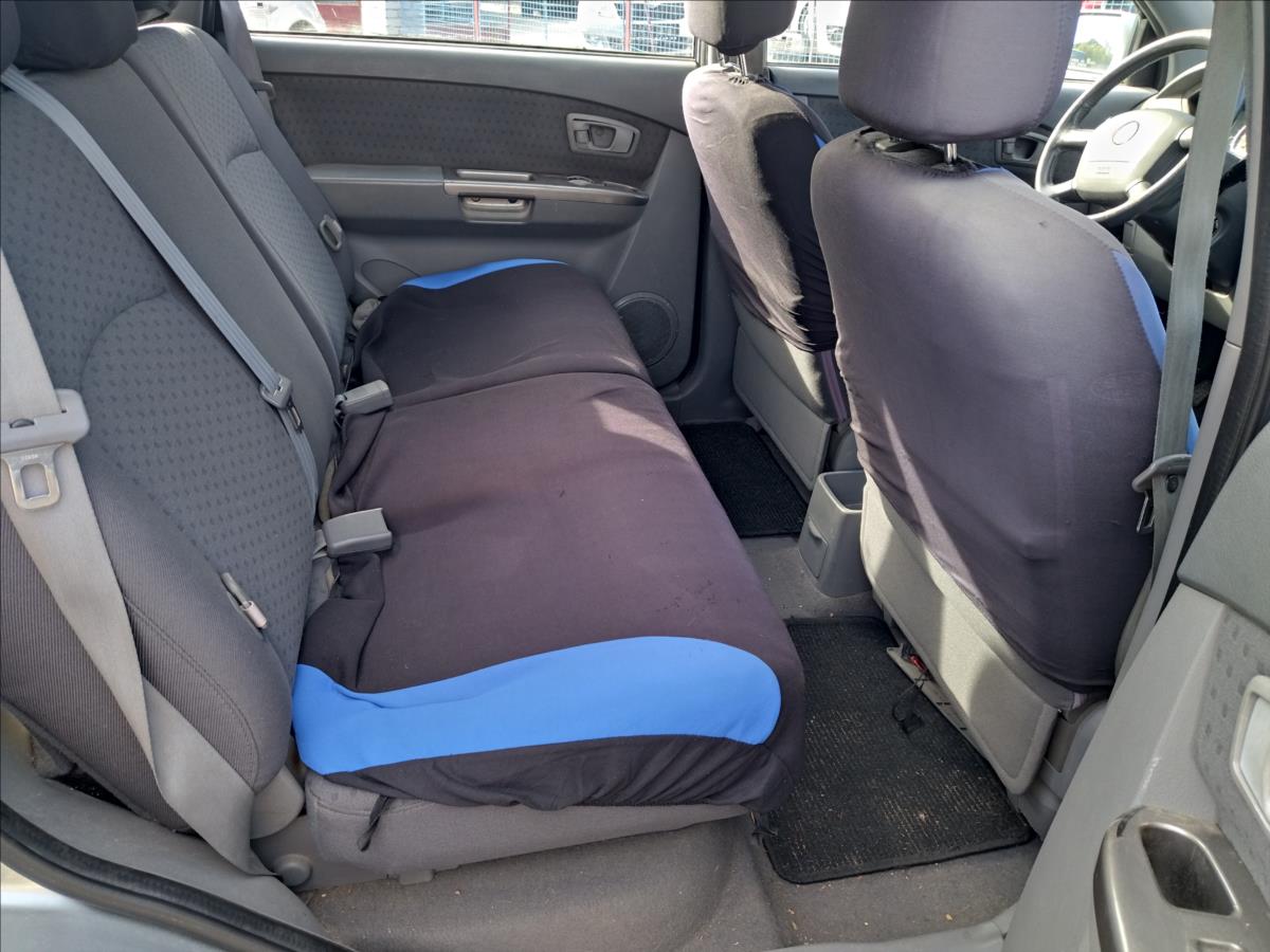KIA Carens