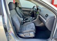 Volkswagen Golf 21