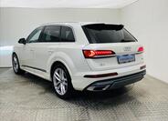 Audi Q7 30