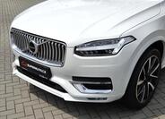 Volvo XC90 23