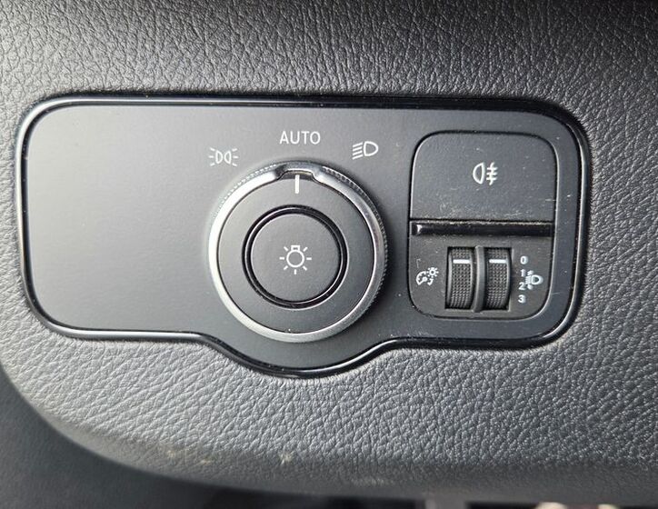 Mercedes-Benz Sprinter 14
