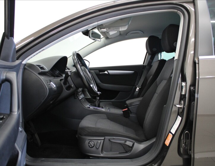 Volkswagen Passat 6