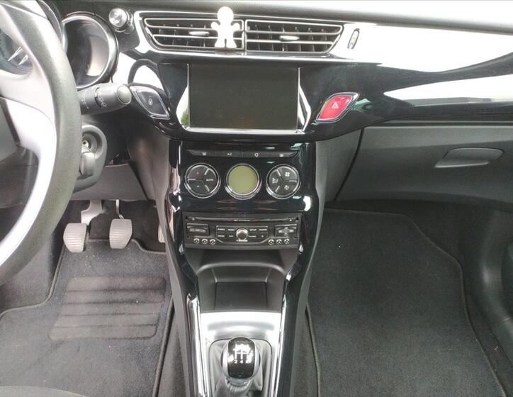 Citroën DS3 10