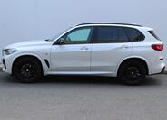 BMW X5 8
