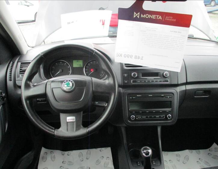 Škoda Roomster 16