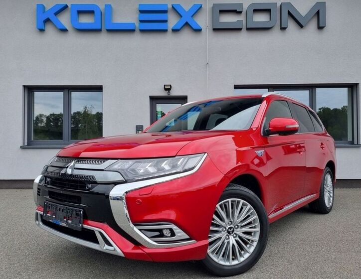 Mitsubishi Outlander 1