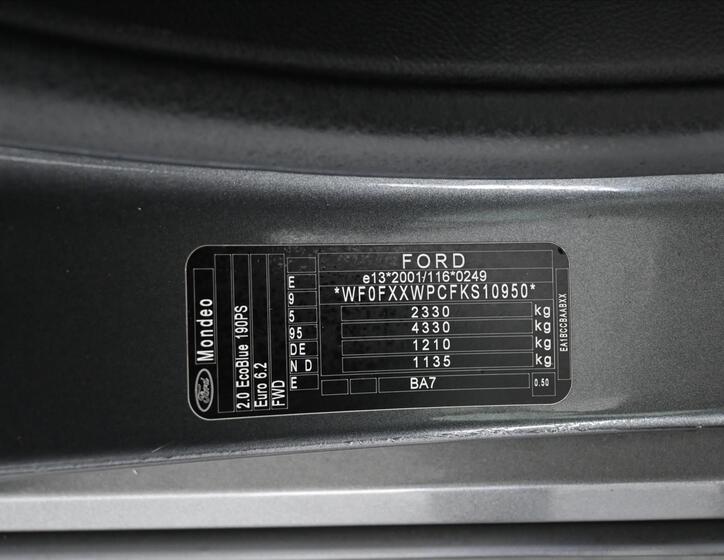 Ford Mondeo 8