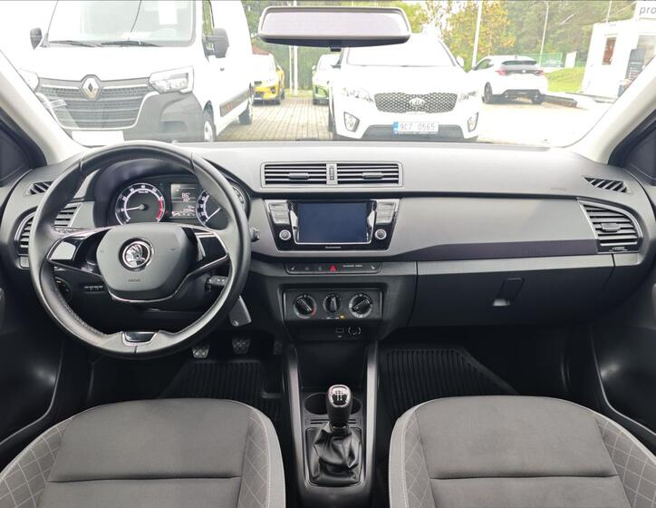 Škoda Fabia 15