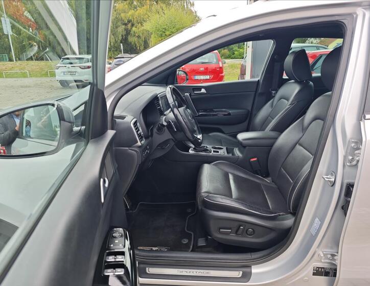 KIA Sportage 10