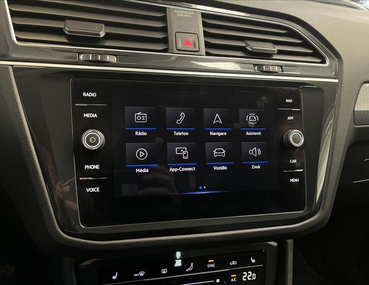 Volkswagen Tiguan 7