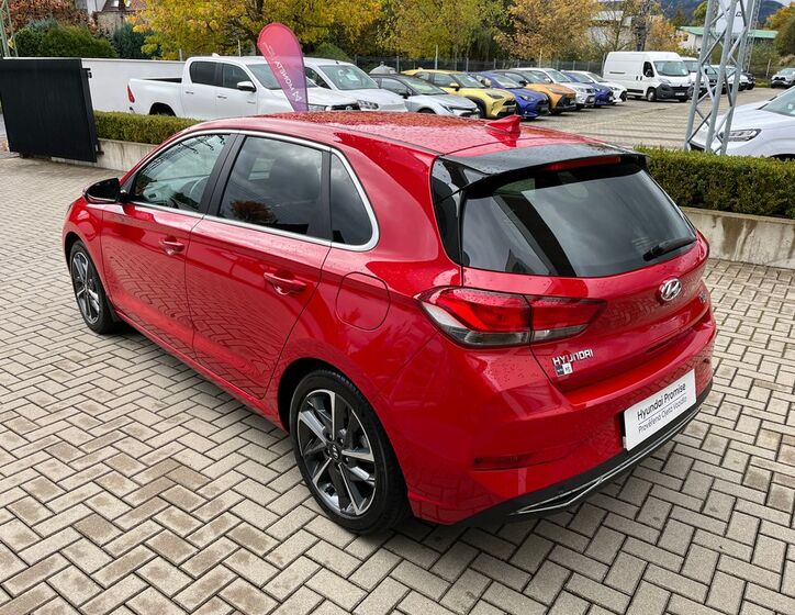 Hyundai i30 4