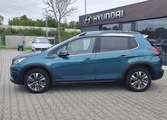Peugeot 2008 8