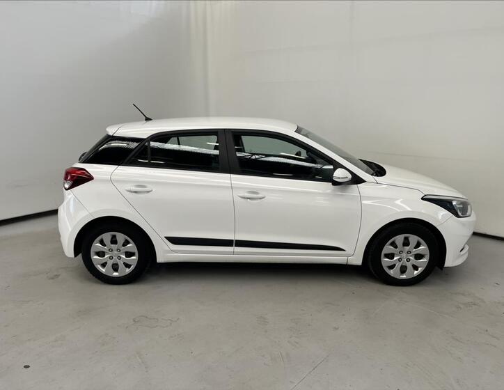 Hyundai i20 3