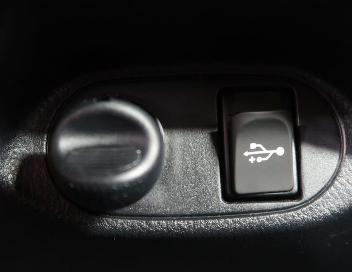 Toyota Yaris 28