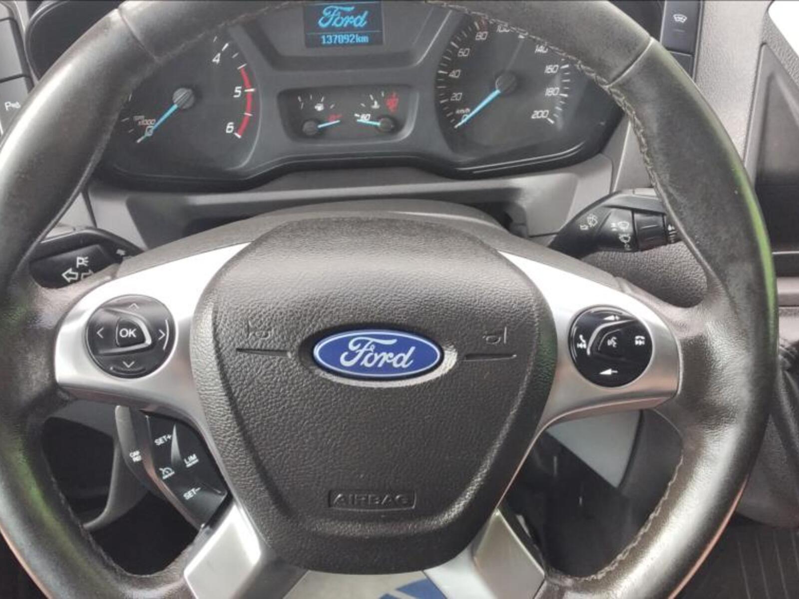 Ford Transit Custom 17