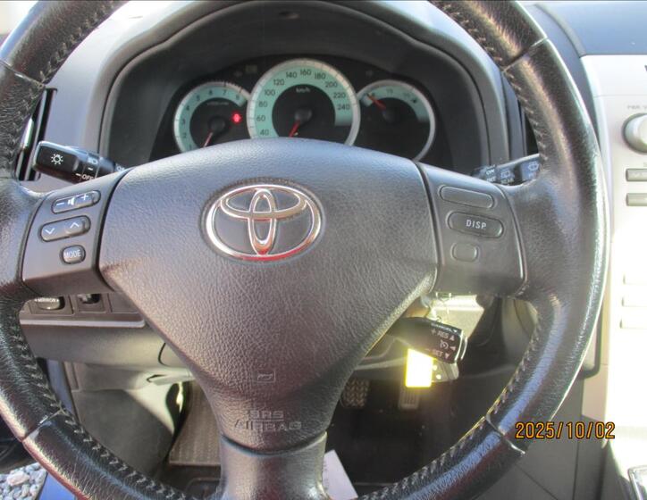 Toyota Corolla Verso 16