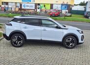 Peugeot 2008 4