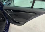Volkswagen Golf 27