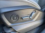 Audi Q8 30